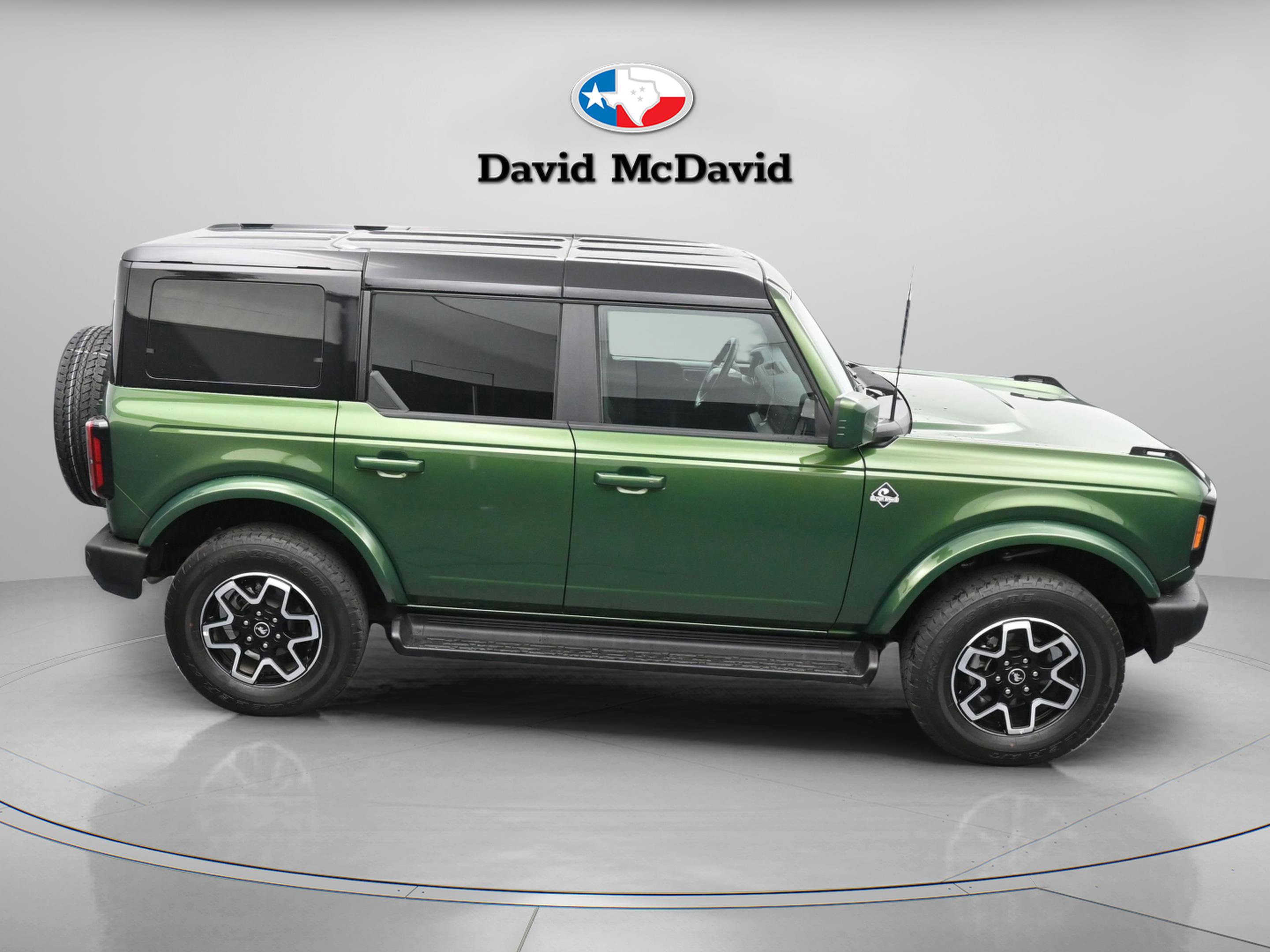 Used 2025 Ford Bronco Outer Banks AWD/4WD image 23