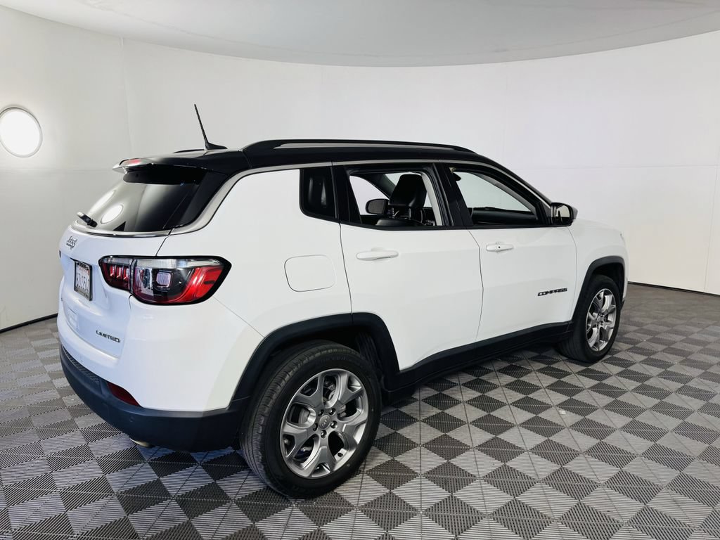 Used 2022 Jeep Compass Limited AWD/4WD image 28