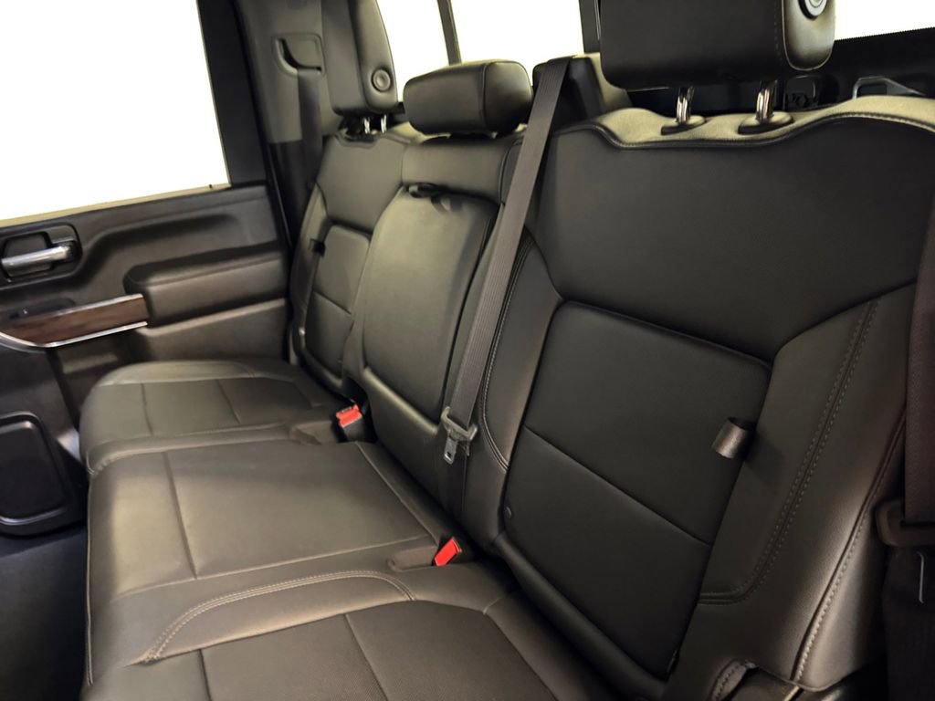 Used 2021 GMC Sierra 2500 SLT w/ SLT Premium Package image 16