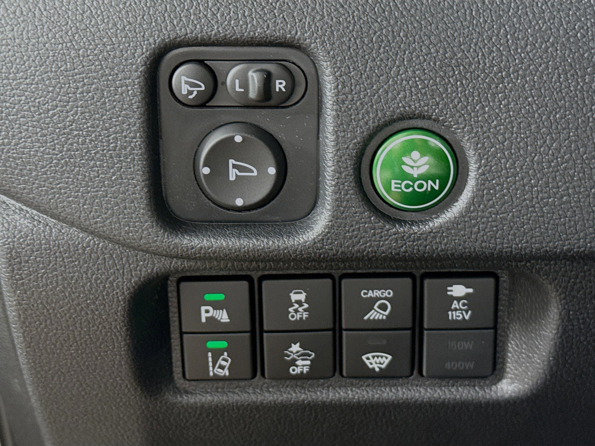 New 2025 Honda Ridgeline Black Edition image 9