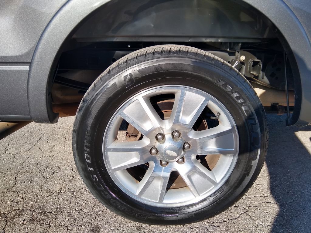 Used 2013 Ford F150 Lariat w/ Luxury Equipment Group image 18