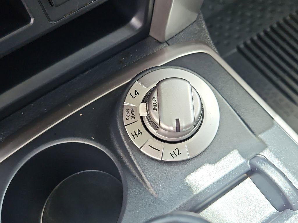 Used 2020 Toyota 4Runner SR5 image 30