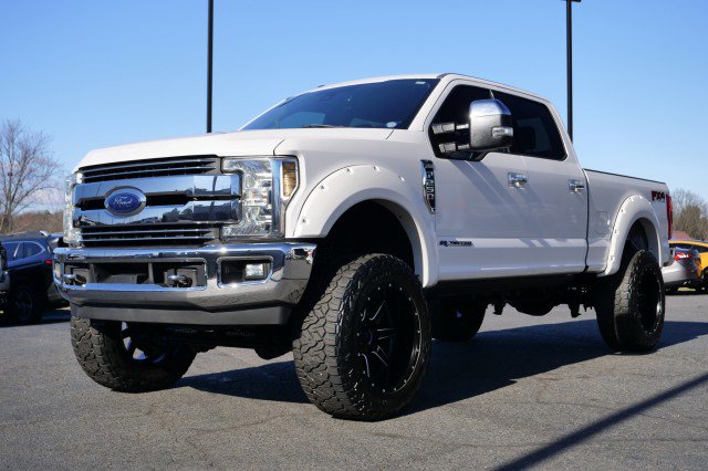 Used 2018 Ford F250 Lariat w/ Lariat Ultimate Package image 6