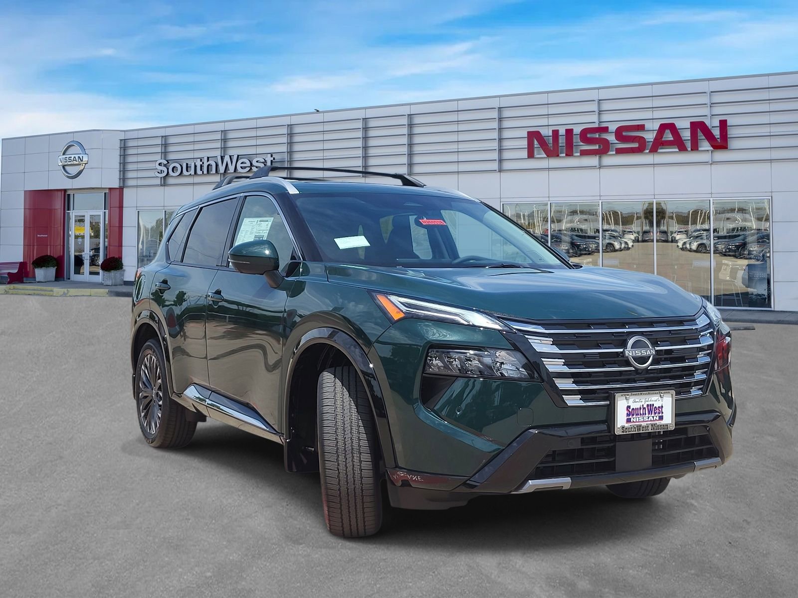 New 2026 Nissan Rogue Platinum AWD/4WD image 4
