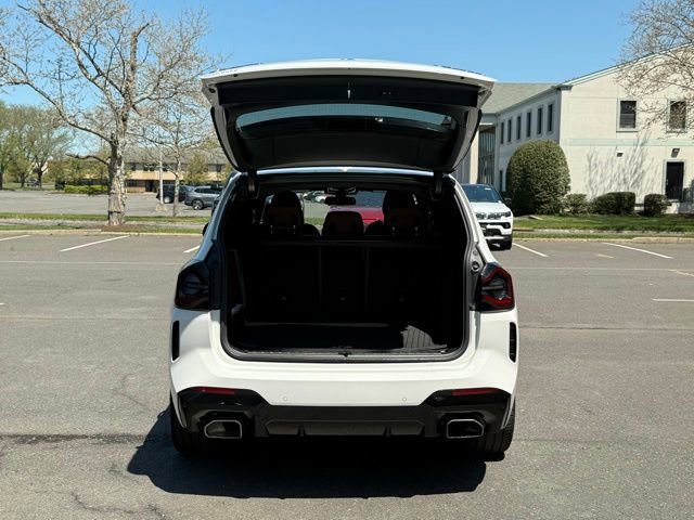Used 2022 BMW X3 xDrive30i w/ M Sport Package 2 AWD/4WD image 11