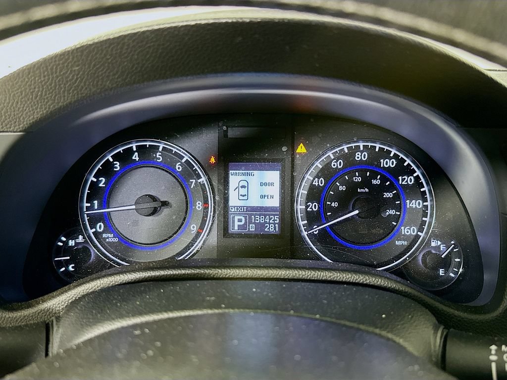 Used 2012 INFINITI G37 x Coupe w/ Premium Pkg AWD/4WD image 11