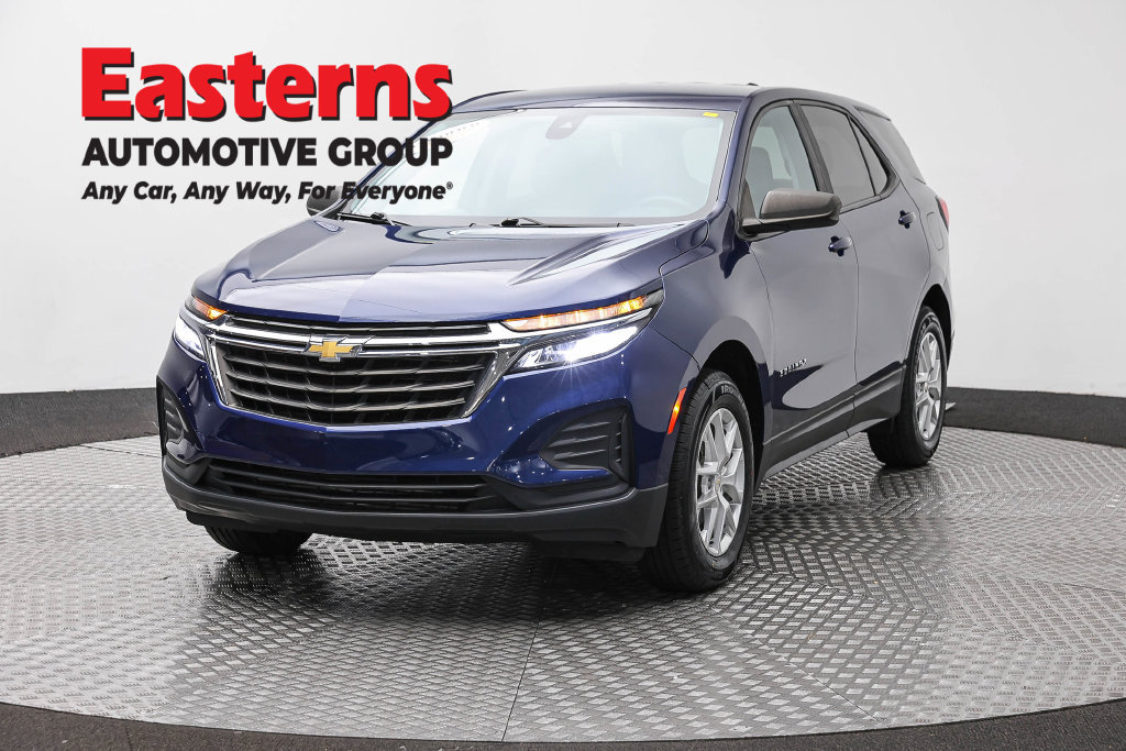 Used 2022 Chevrolet Equinox LS w/ LS Convenience Package