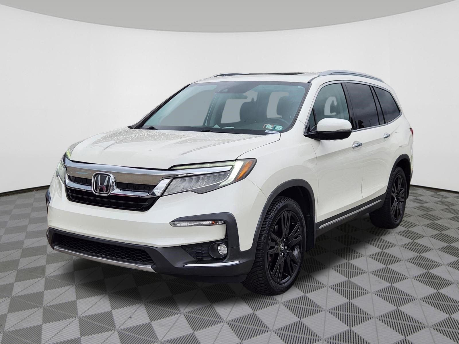 Used 2019 Honda Pilot Elite image 2