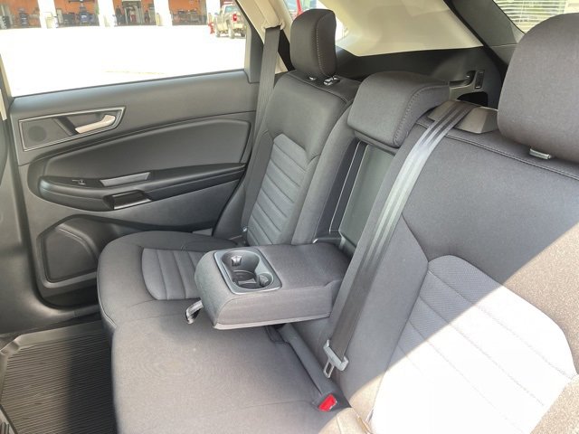 New 2024 Ford Edge SE w/ Black Appearance Package image 16