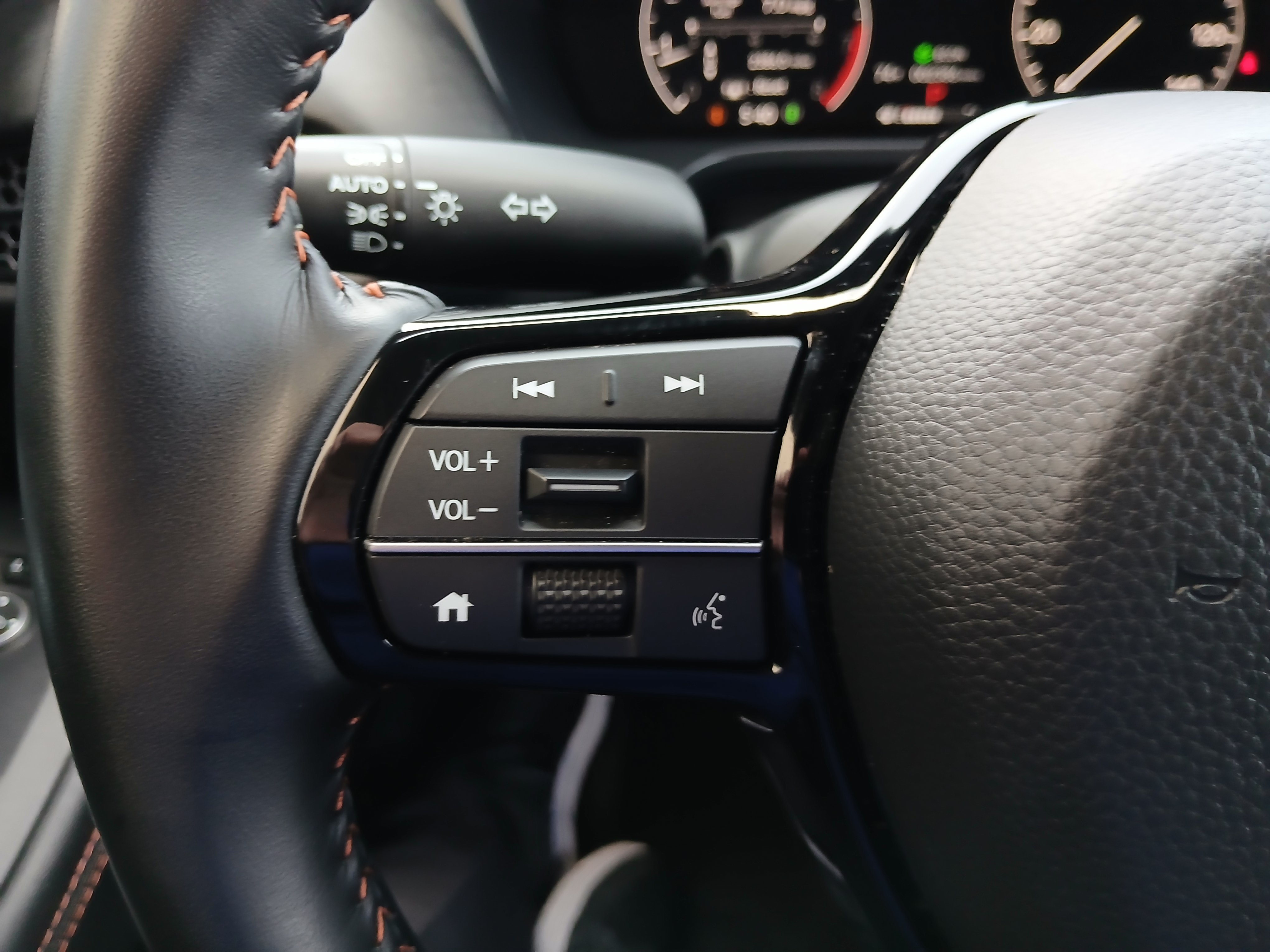 Used 2026 Honda HR-V Sport image 11