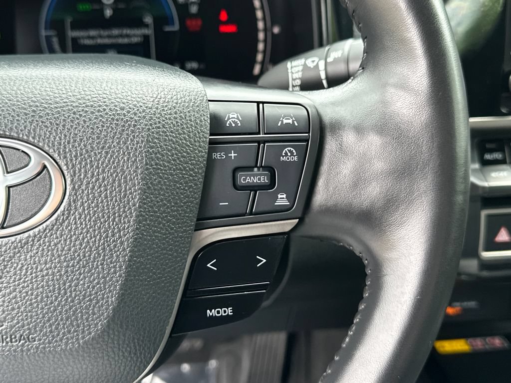 Used 2025 Toyota Camry LE w/ Convenience Package AWD/4WD image 20