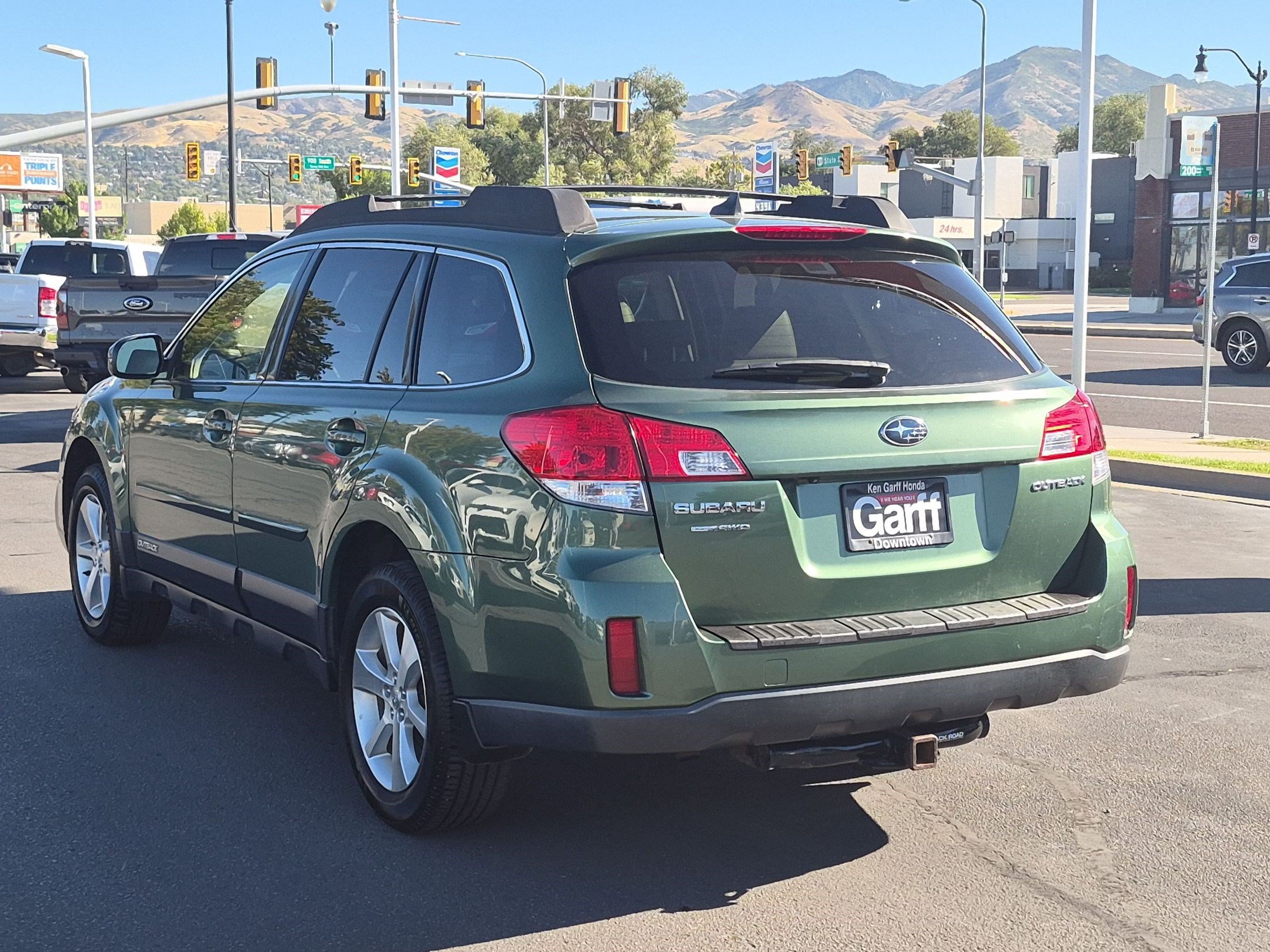 Used 2013 Subaru Outback 2.5i Limited AWD/4WD image 8