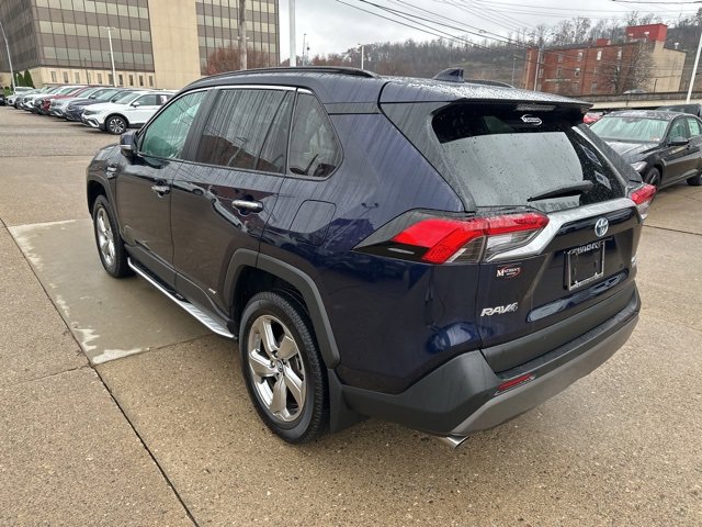 Used 2020 Toyota RAV4 Limited image 3
