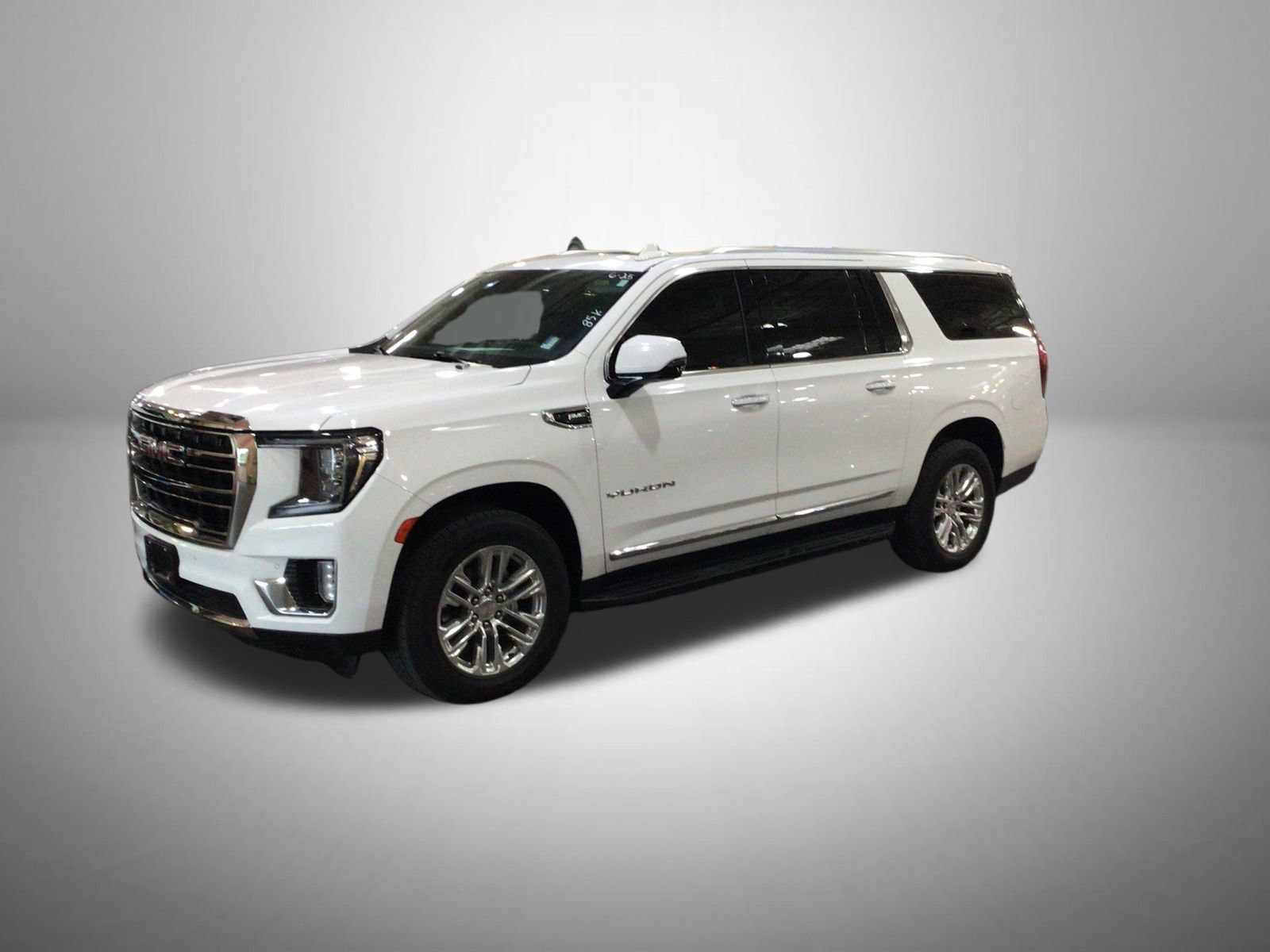 Certified 2022 GMC Yukon XL SLT w/ SLT Premium Package AWD/4WD image 2