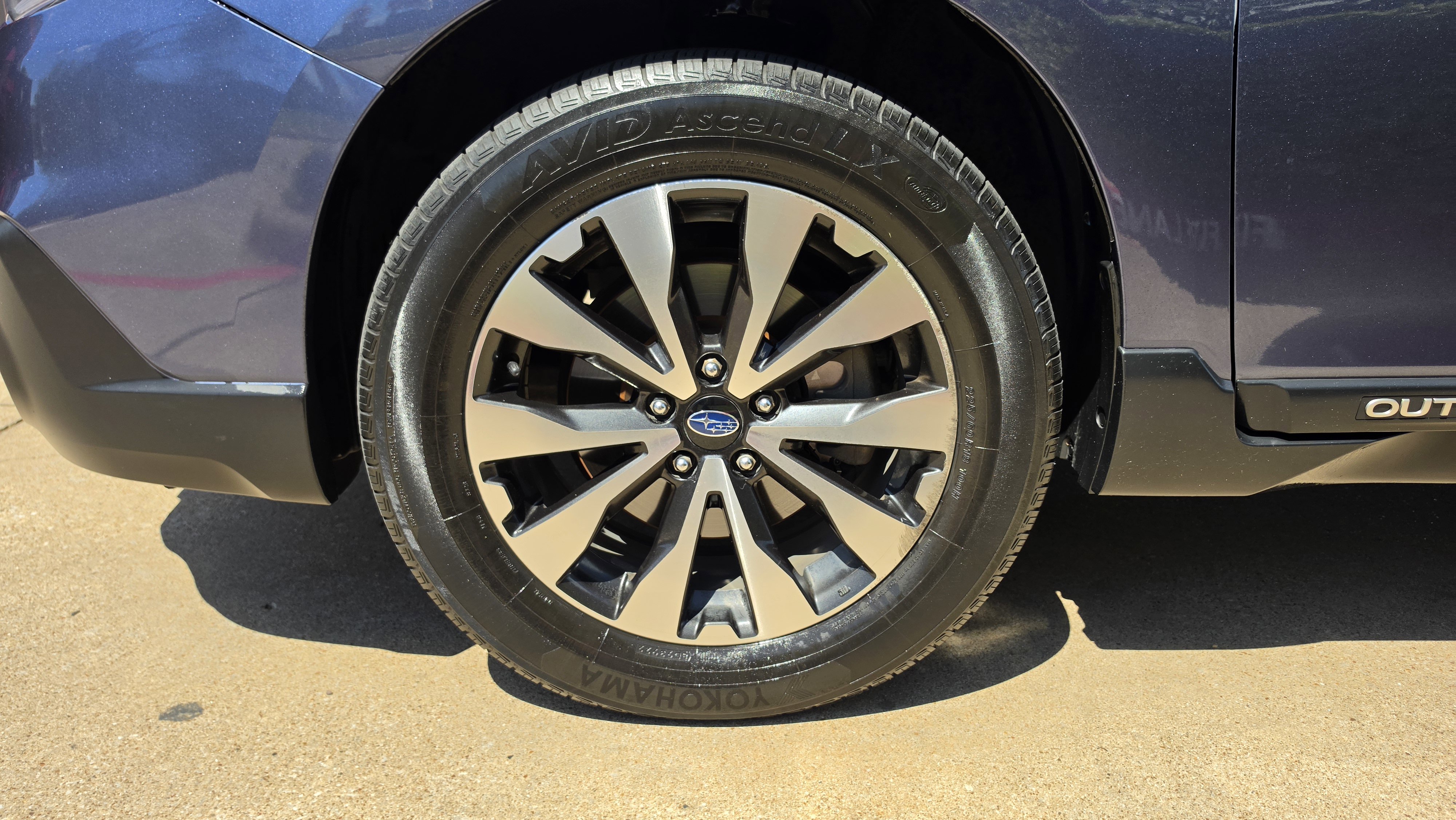 Used 2017 Subaru Outback 2.5i Limited AWD/4WD image 13