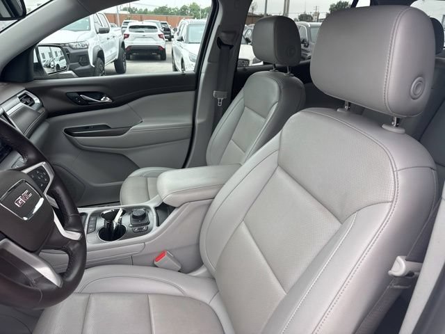 Used 2023 GMC Acadia SLT FWD image 12