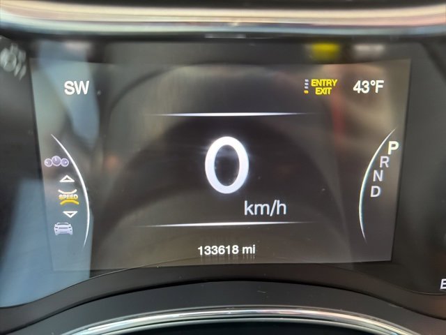 Used 2019 Jeep Grand Cherokee Overland image 27