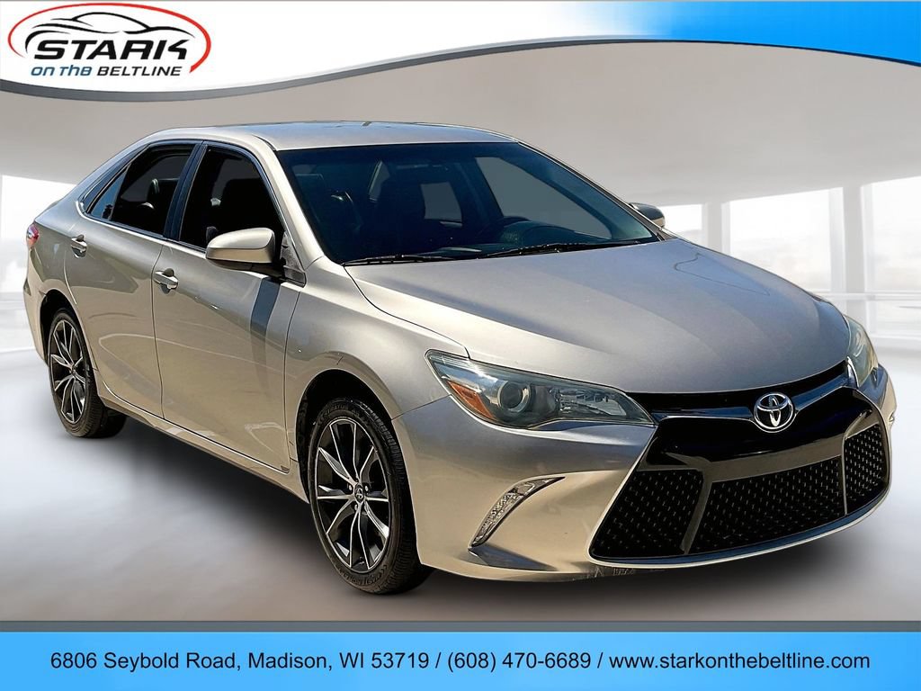 Used 2015 Toyota Camry XSE FWD image 1