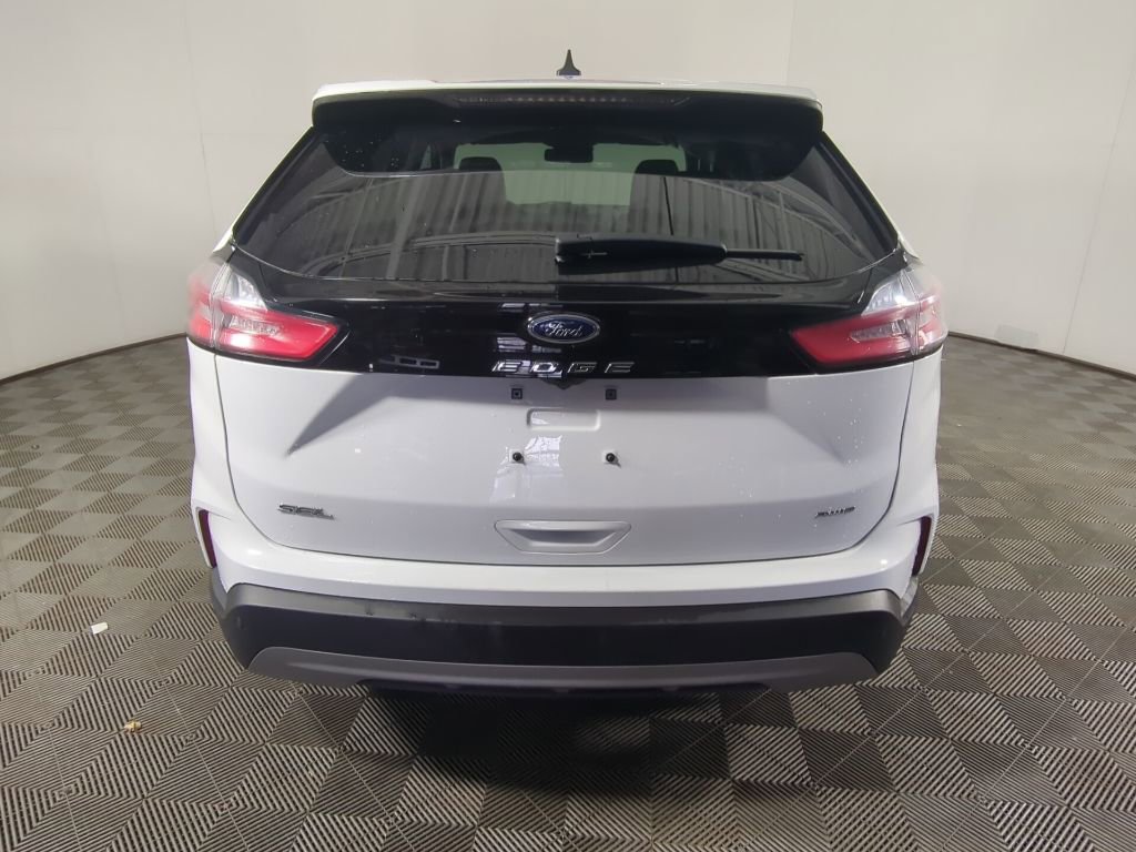 Used 2024 Ford Edge SEL AWD/4WD image 6