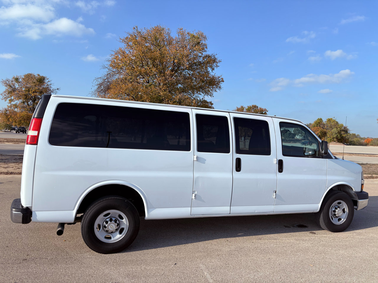 Used 2016 Chevrolet Express 3500 LT w/ LT Preferred Equipment Group image 44