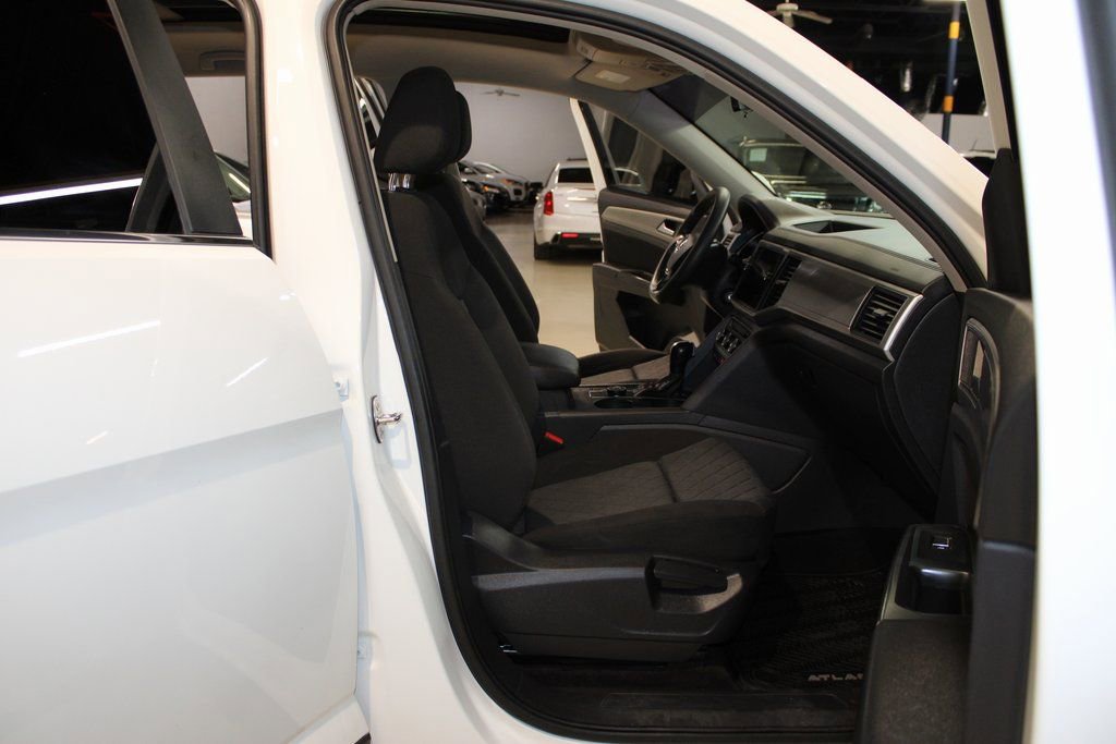 Used 2018 Volkswagen Atlas Launch Edition image 16