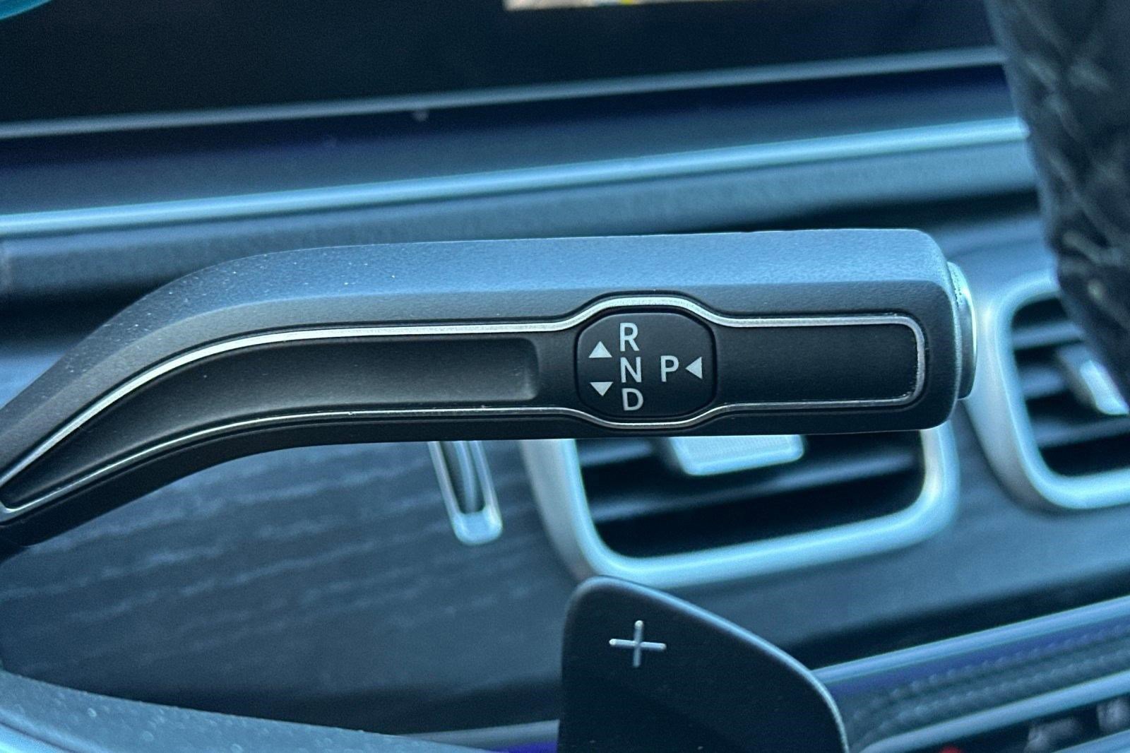 Used 2022 Mercedes-Benz GLS 450 4MATIC image 16