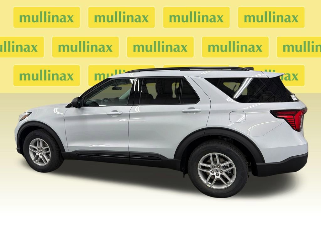 New 2026 Ford Explorer Active image 10
