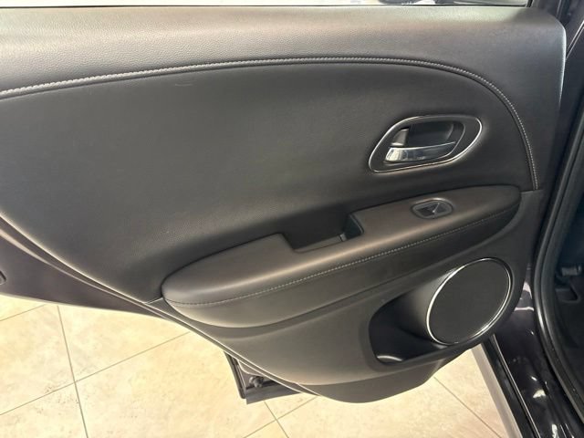 Used 2017 Honda HR-V EX-L image 17