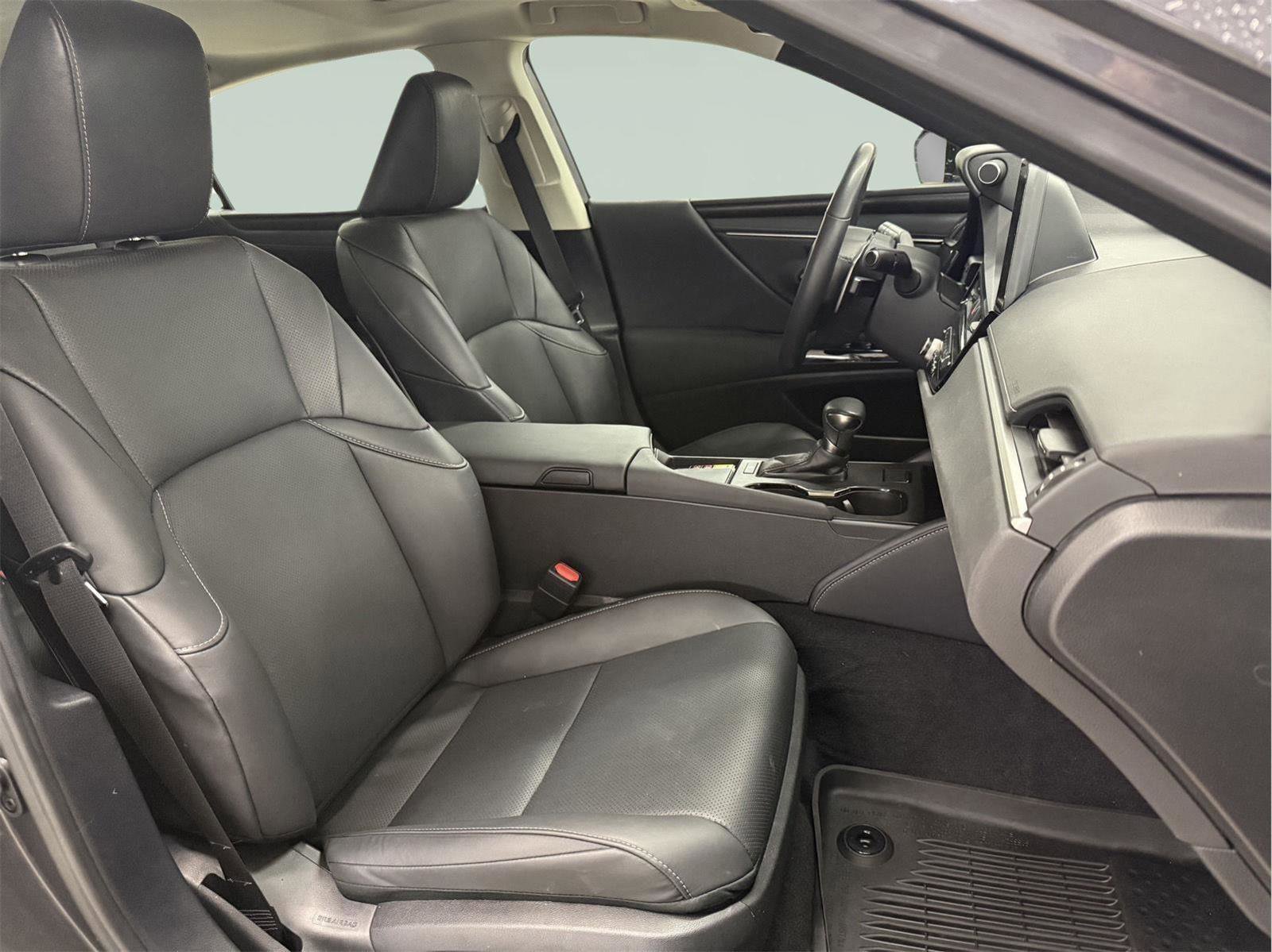 Used 2023 Lexus ES 350 Base w/ Premium Package image 24