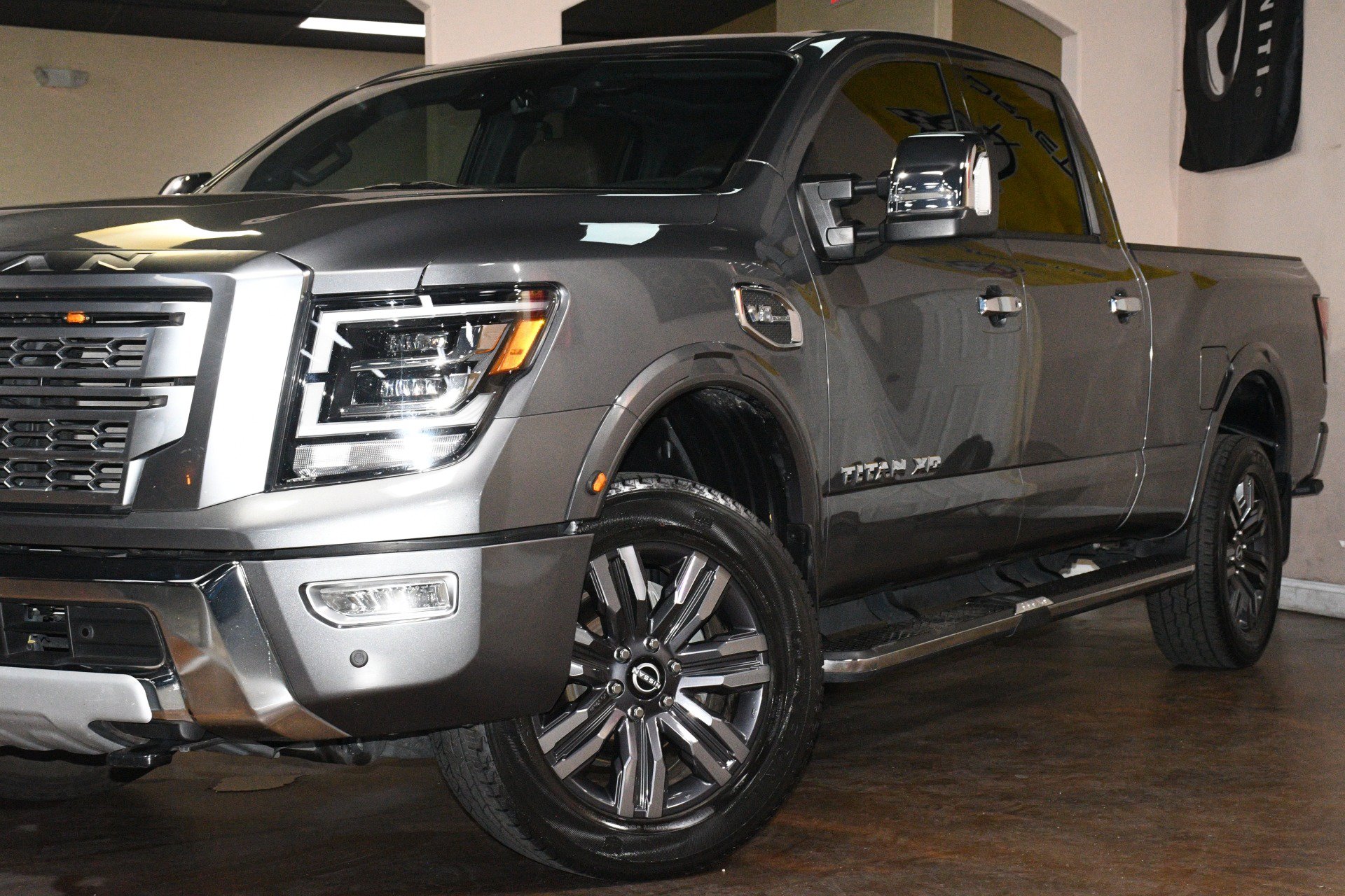 Used 2023 Nissan Titan Platinum Reserve w/ Moonroof Package AWD/4WD image 54