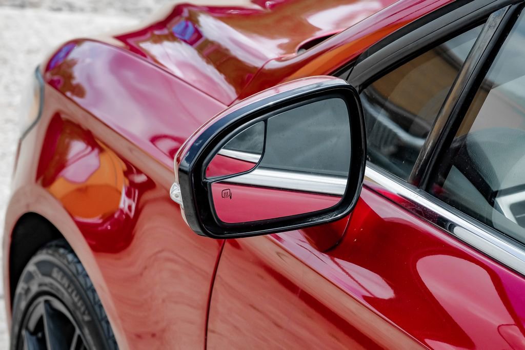 Used 2016 Ford Fusion SE FWD image 43