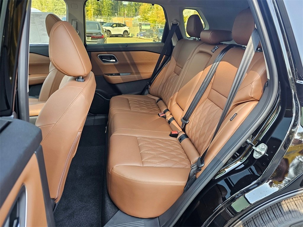 New 2026 Nissan Rogue Platinum image 22