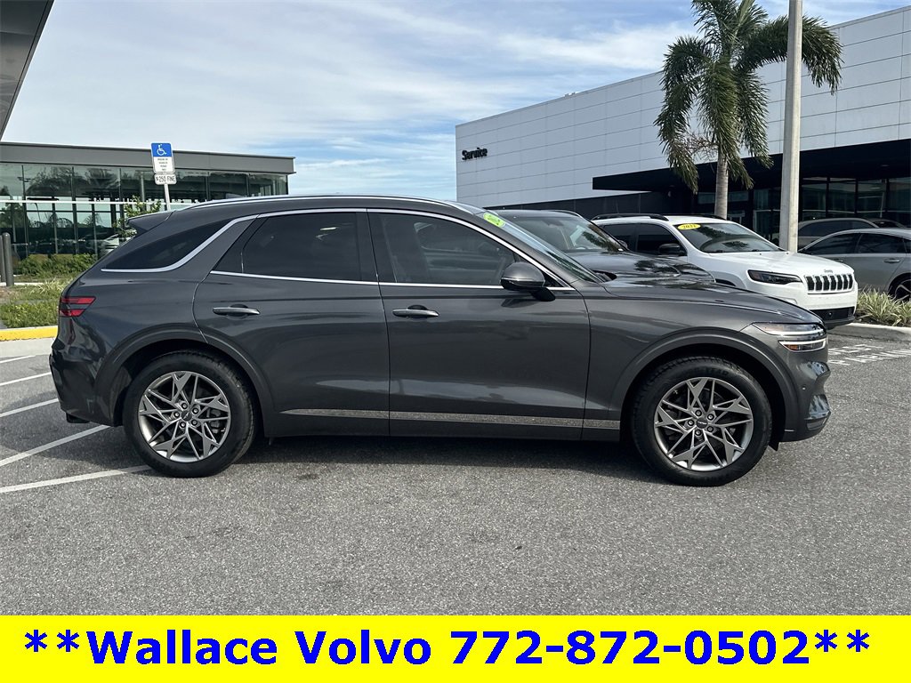 Used 2022 Genesis GV70 2.5T w/ Advanced Package image 5