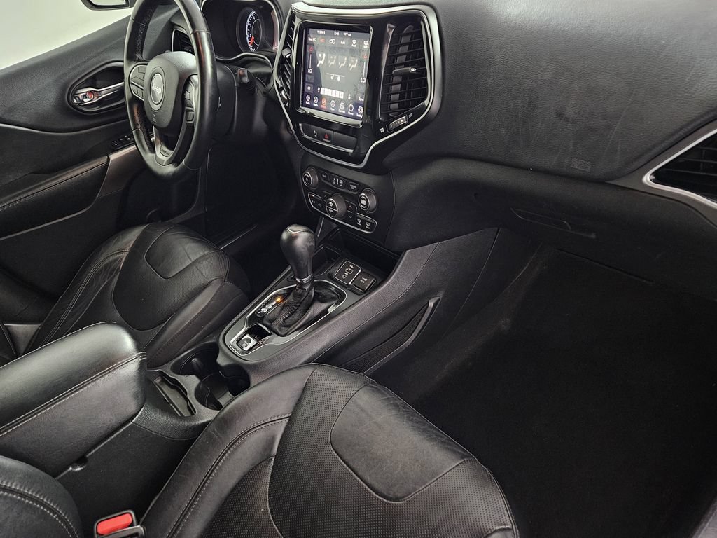 Used 2019 Jeep Cherokee Limited FWD image 29