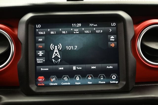 Used 2020 Jeep Gladiator Rubicon AWD/4WD image 34