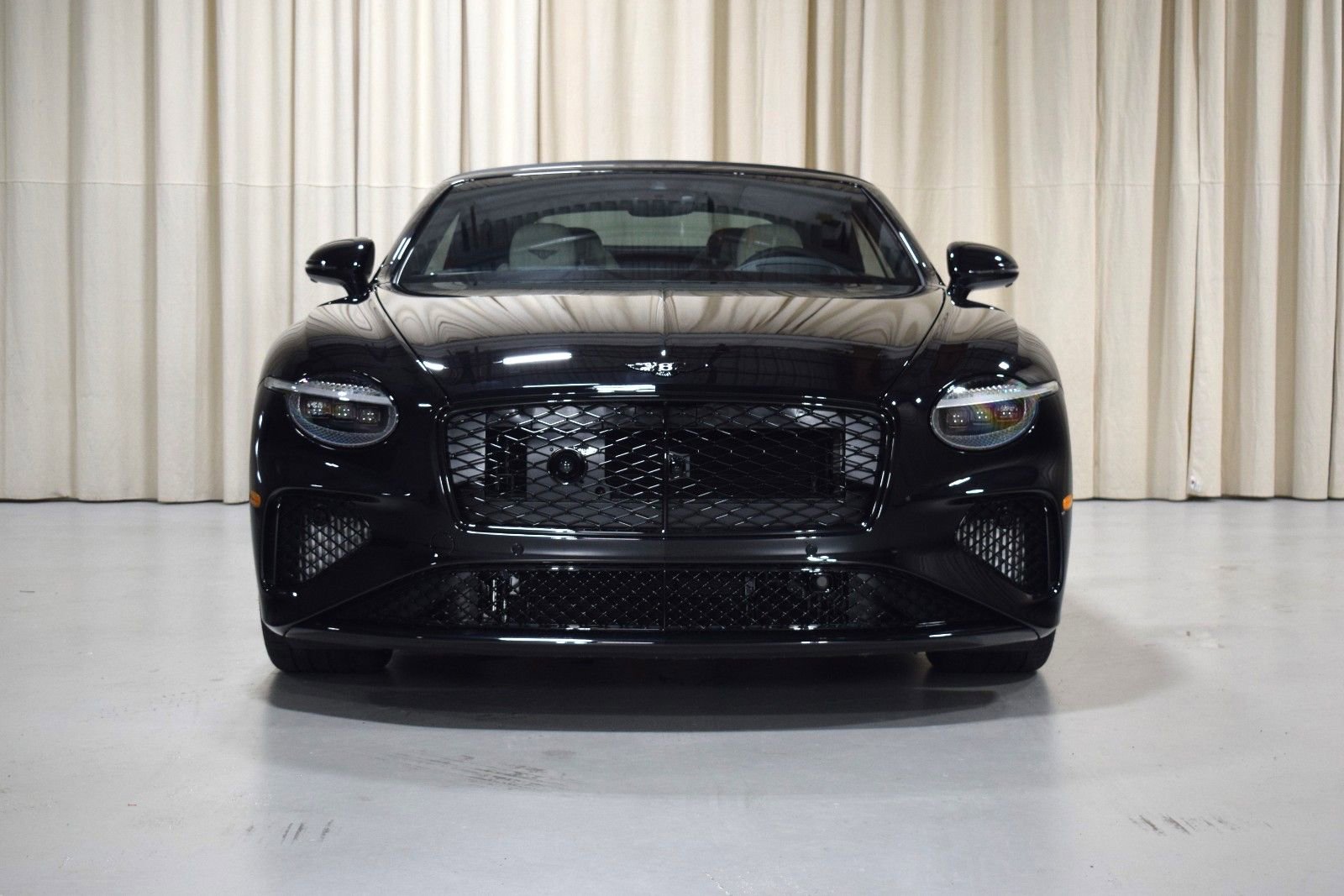 New 2025 Bentley Continental GTC AWD/4WD image 12