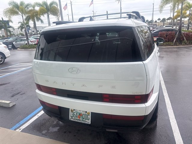 Used 2025 Hyundai Santa Fe SEL FWD image 7