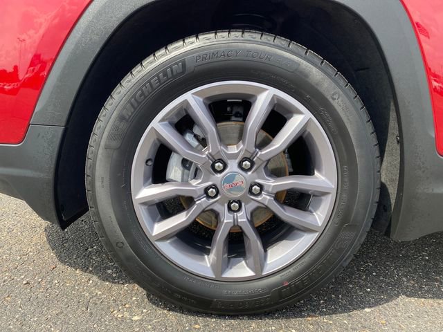 Certified 2023 GMC Terrain SLT w/ LPO, Floor Liner Package FWD image 22