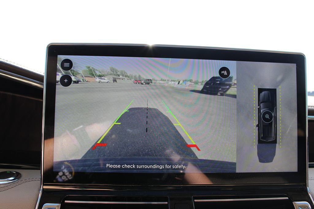 Used 2023 Lincoln Navigator Reserve image 40