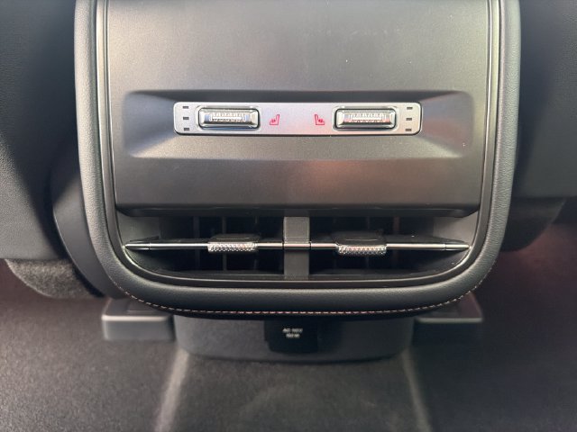 New 2026 Lincoln Nautilus Reserve AWD/4WD image 15