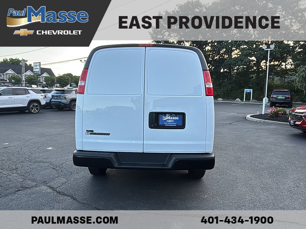 Certified 2022 Chevrolet Express 3500 Extended w/ Driver Convenience Package RWD image 6