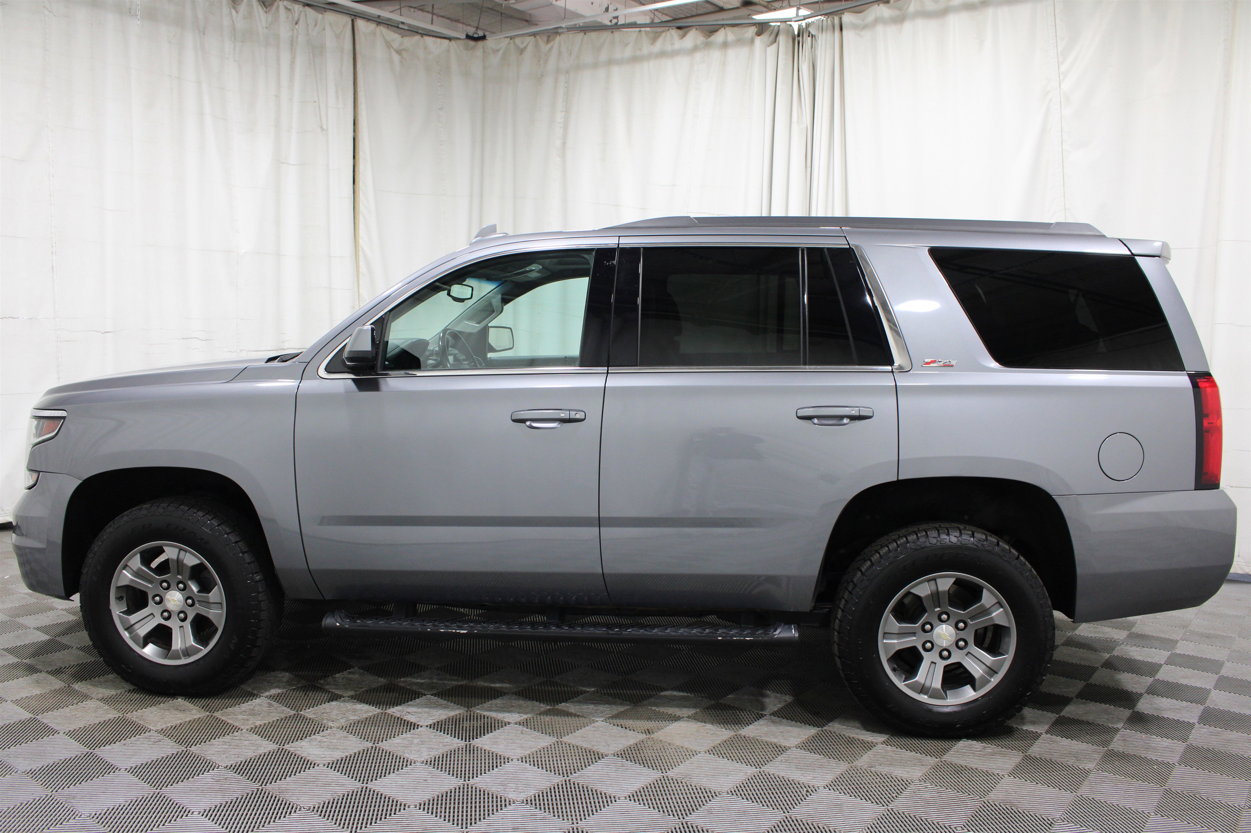 Used 2018 Chevrolet Tahoe LT AWD/4WD image 35