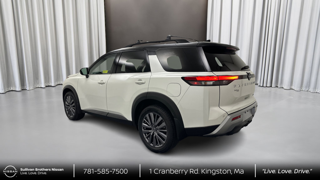 Certified 2023 Nissan Pathfinder SL w/ SL Premium Package AWD/4WD image 6