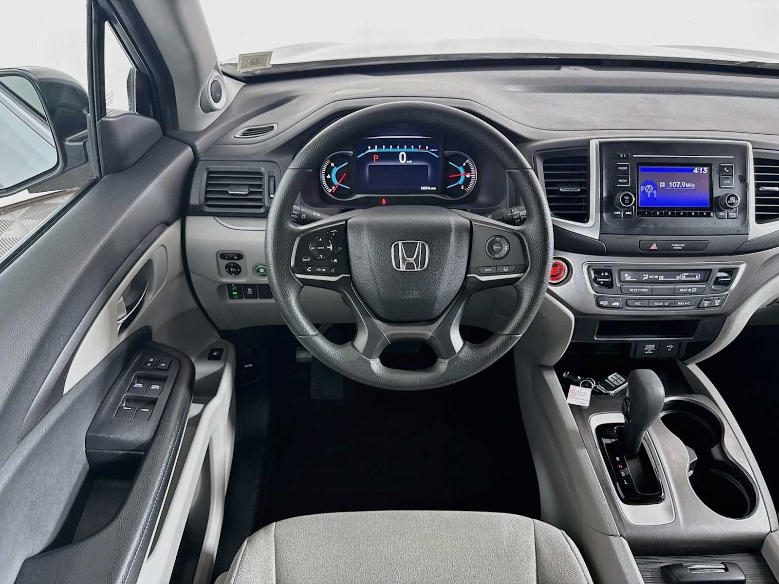 Used 2019 Honda Pilot LX image 18