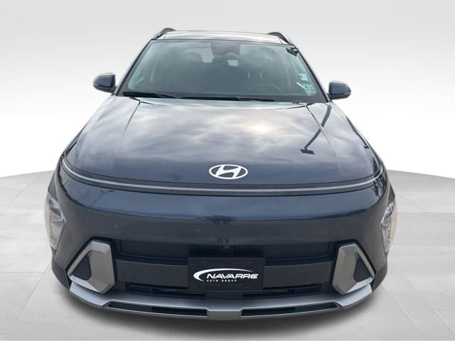 Used 2024 Hyundai Kona Limited image 3