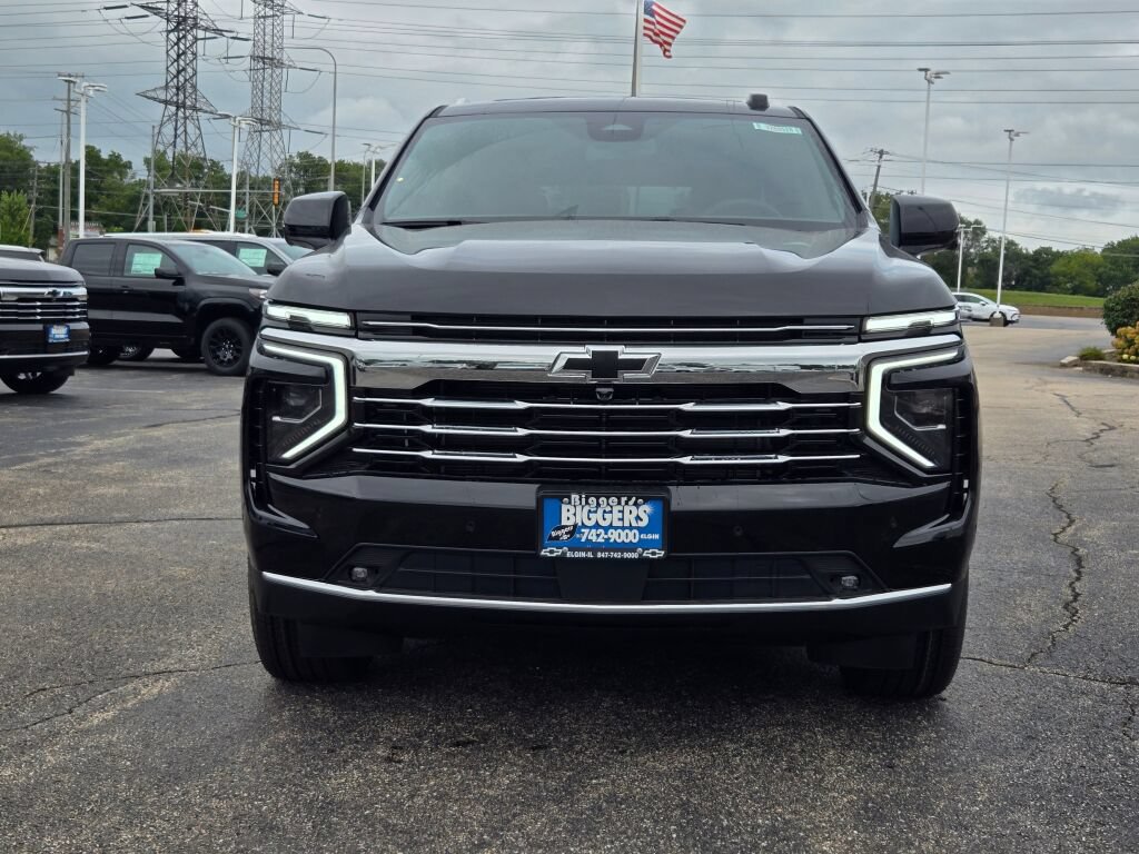 New 2026 Chevrolet Suburban LT w/ Comfort Package AWD/4WD image 2