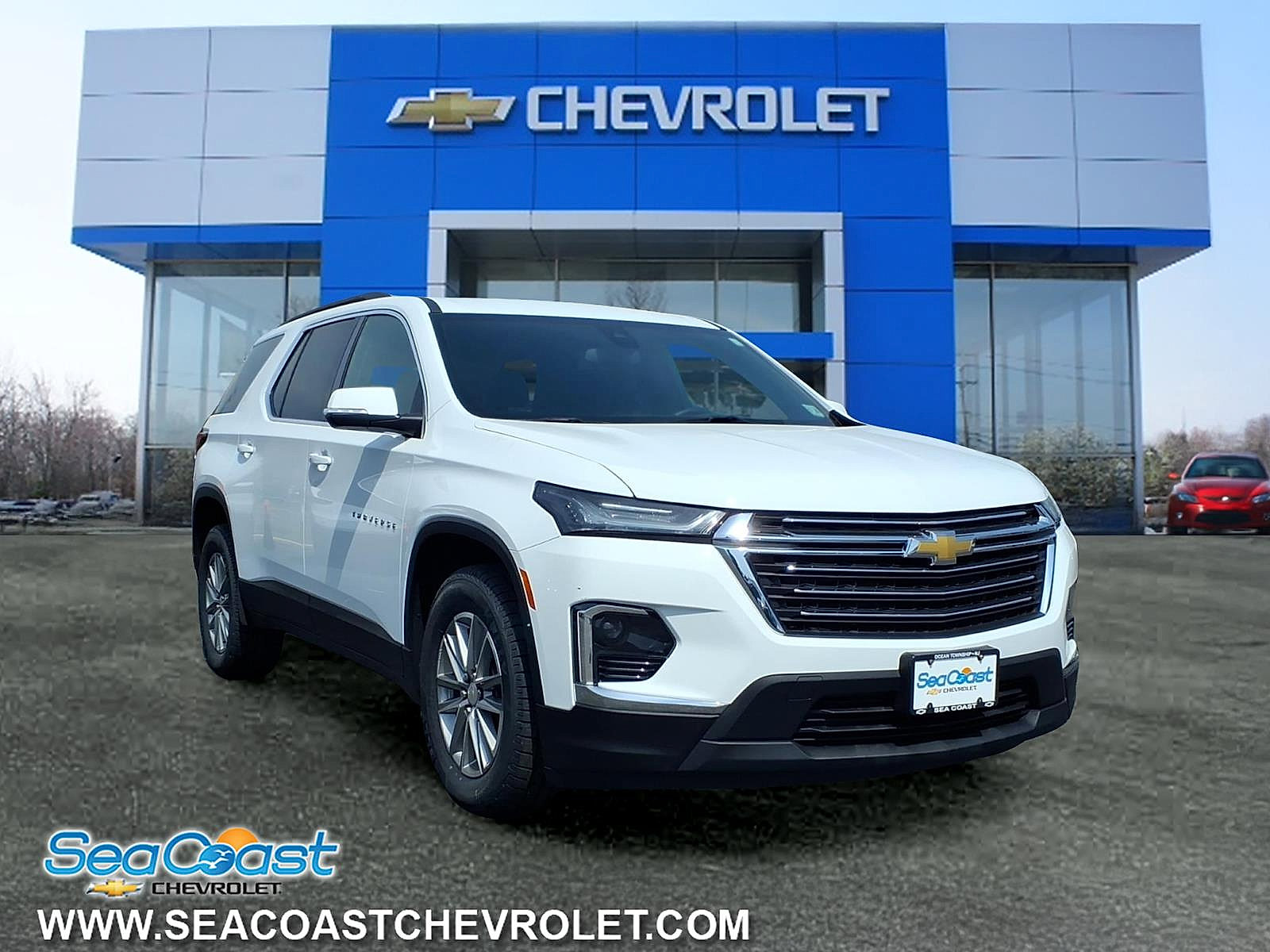 Certified 2023 Chevrolet Traverse LT image 1