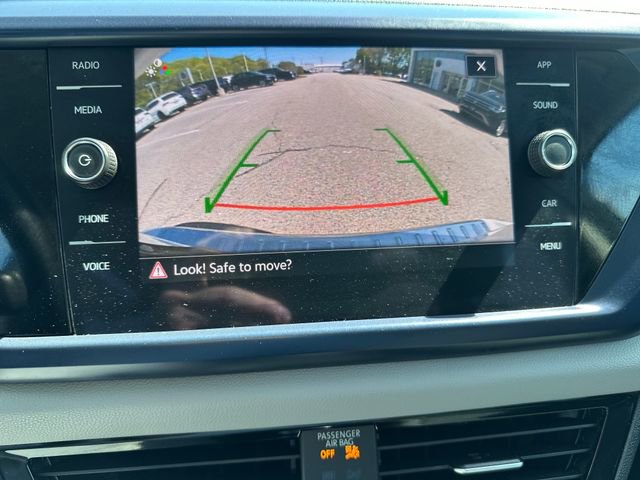 Certified 2023 Volkswagen Taos SE w/ Panoramic Sunroof Package AWD/4WD image 28