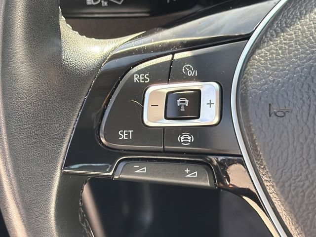 Certified 2020 Volkswagen Jetta SEL FWD image 25