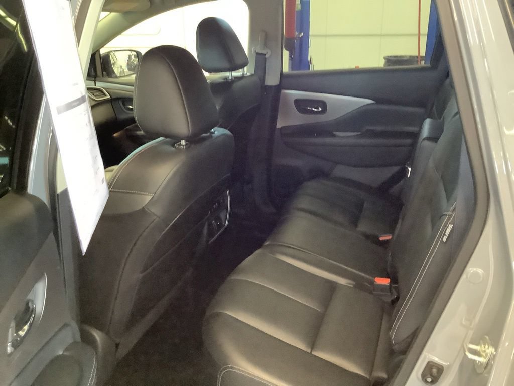Used 2023 Nissan Murano SL w/ Cargo Package AWD/4WD image 15